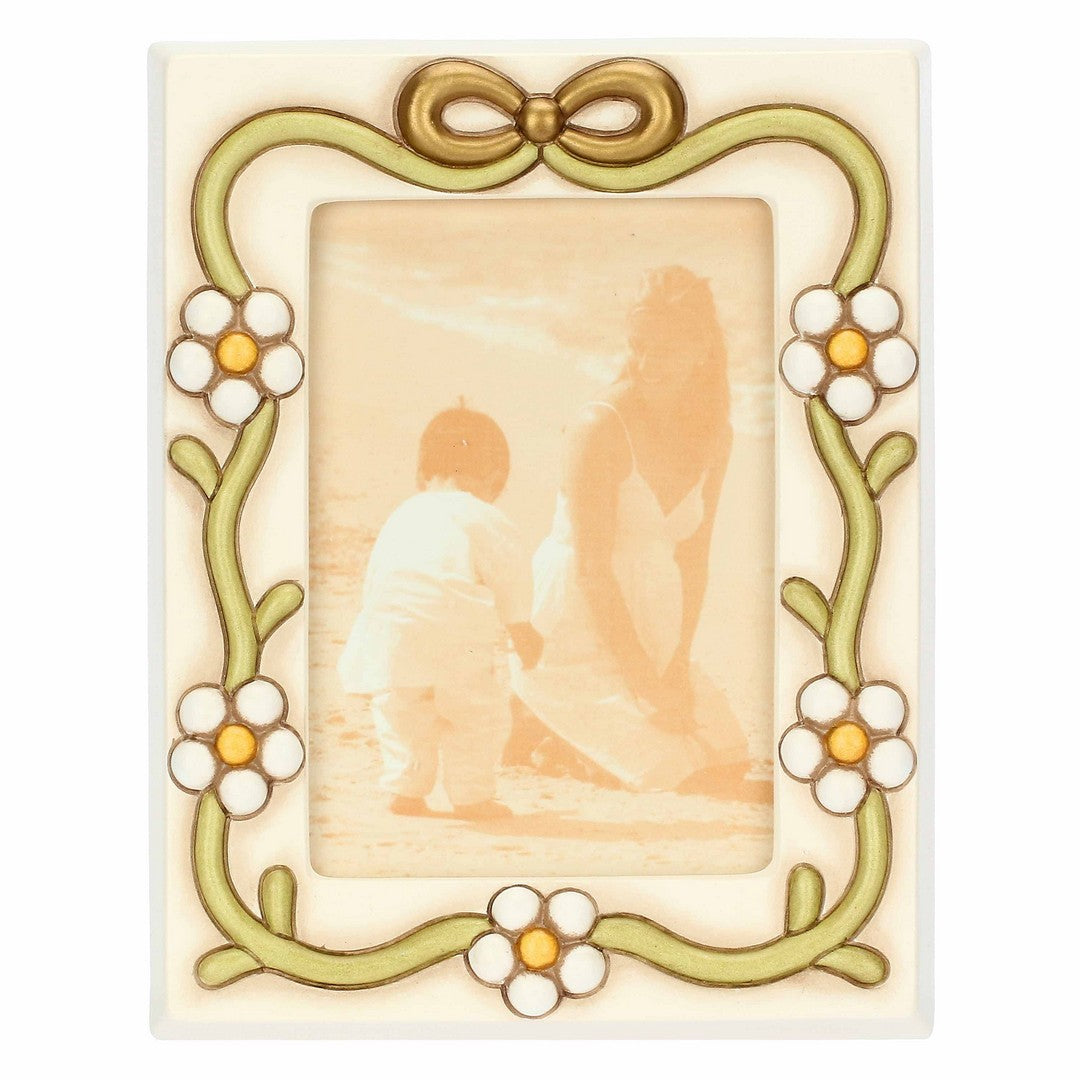 Thun Portafoto con margherite e fiocco in ceramica, medio - c3135h90 - Gioielleria De Patto