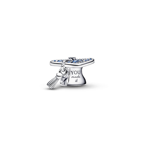 Pandora Moments Charm Donna Laurea 2026 <br /> - 794461C01